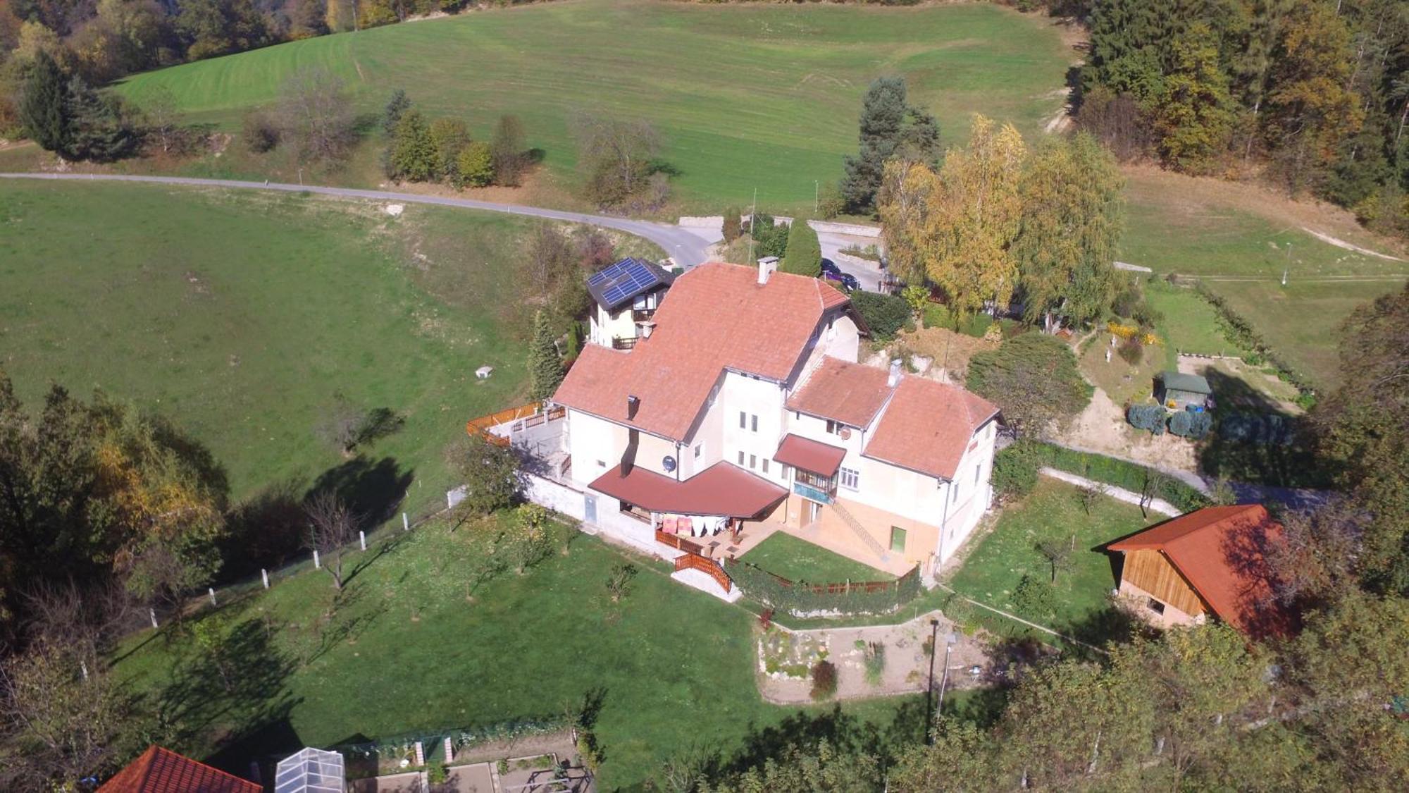 Sostanj Velenje Ravne Sobe Rooms Vrtacnik D O O Exteriör bild