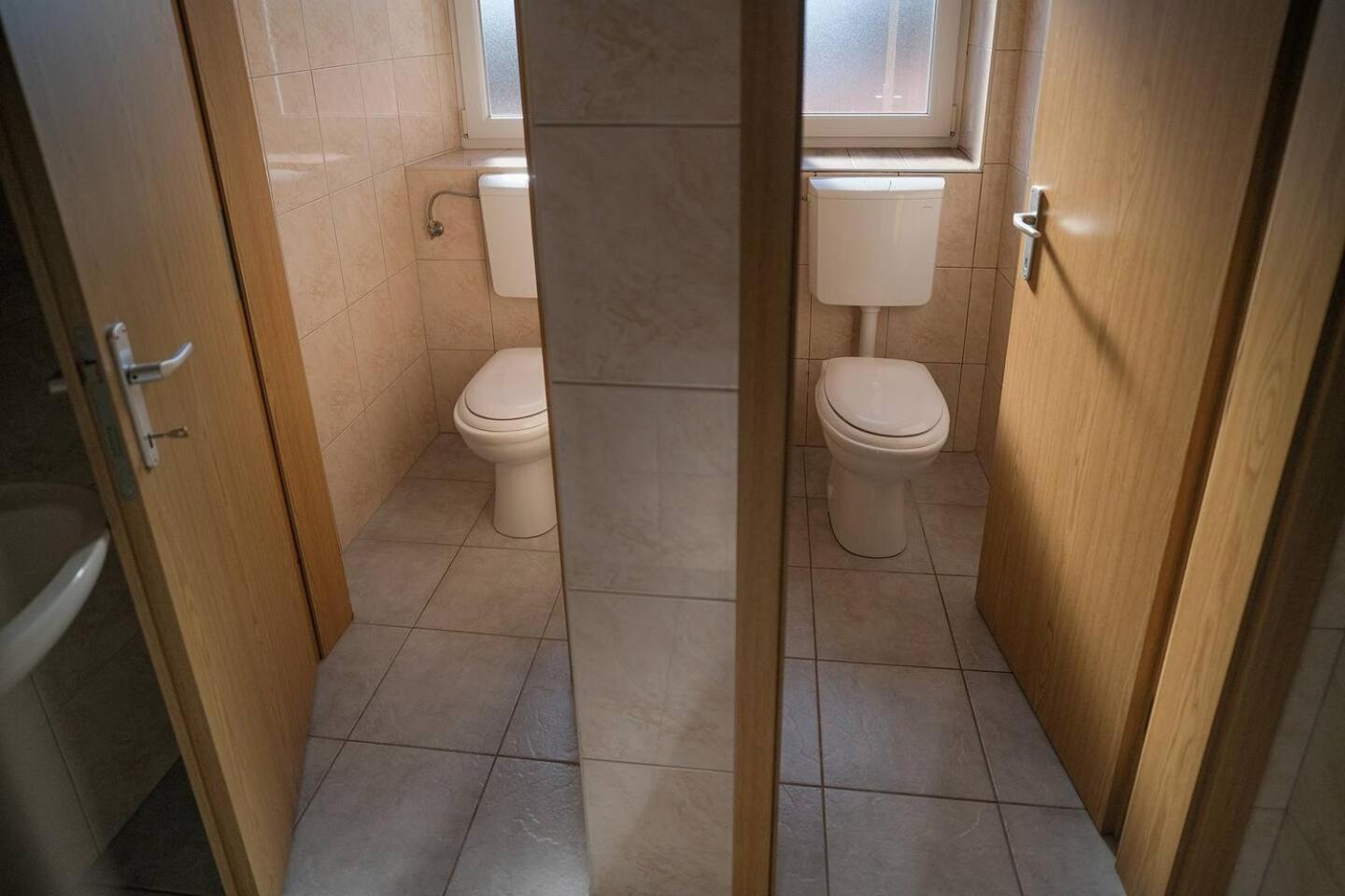 Sostanj Velenje Ravne Sobe Rooms Vrtacnik D O O Exteriör bild